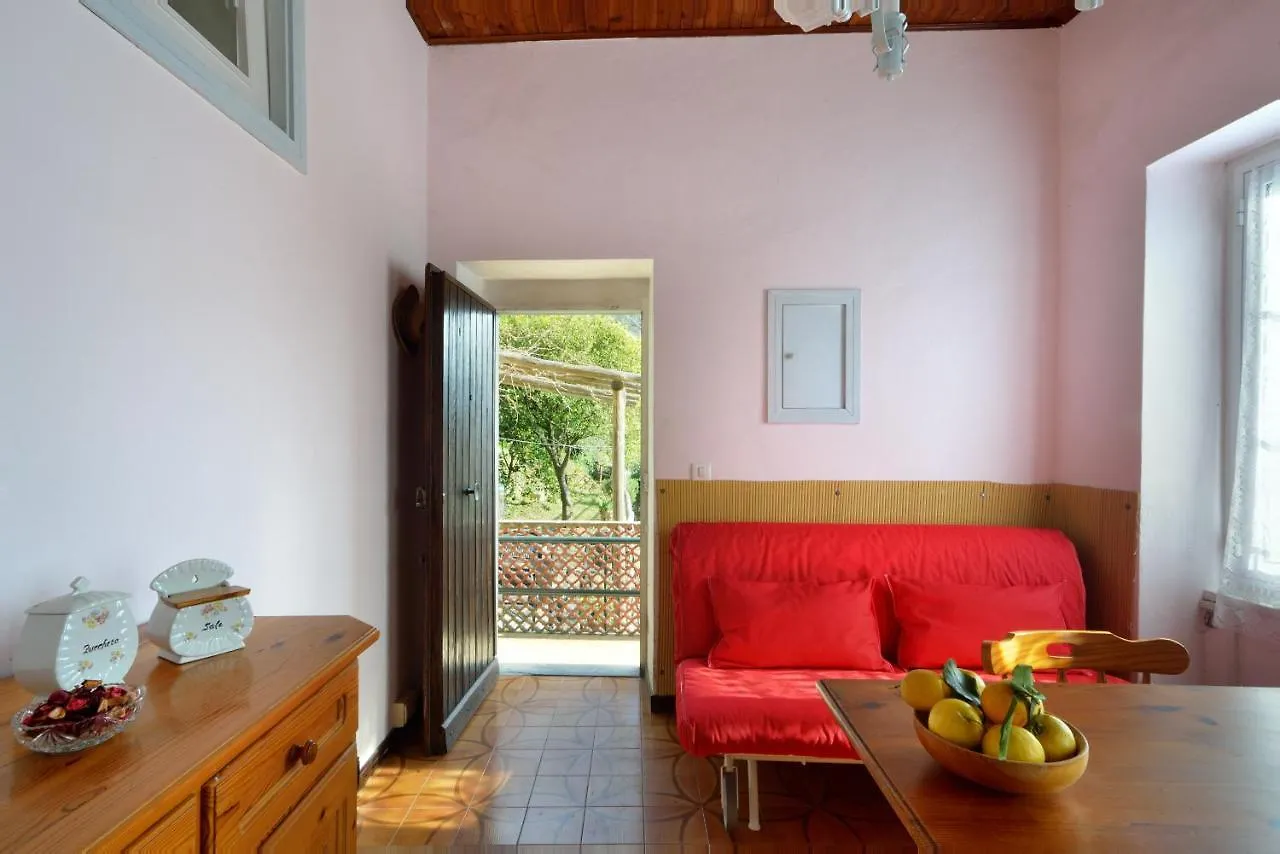 Farm stay Le Terrazze Sul Mare Villa Semorile